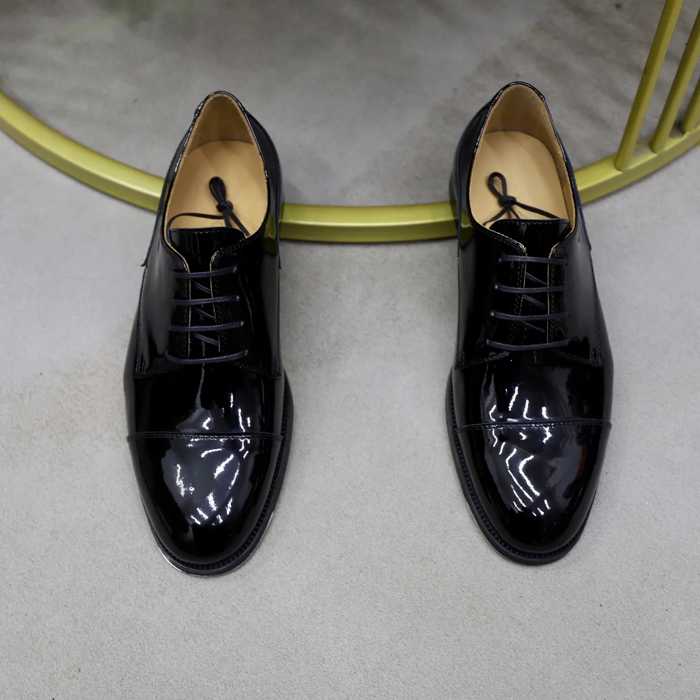 Men's shoes 💰660💰🙅‍♂️🙅‍♂️🙅‍♂️Niuli Brand: Gucci GuCCI Standard code: Men's code 39-44 (45 can be customized) Grade: Same style as the official website Original quality Material: Original cowhide surface Comfortable cowhide lining Original outsole Style category: Men's fashionable casual leather shoes Distinguished big-name luxury elements, top luxury Color: actual picture color